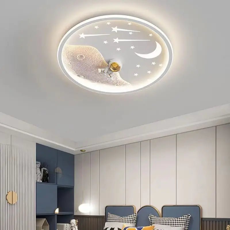 Lampe Enfant Plafonnier Astronaute LED Ciel Étoilé Météore, Lumière Chaleureuse - Luminous Place