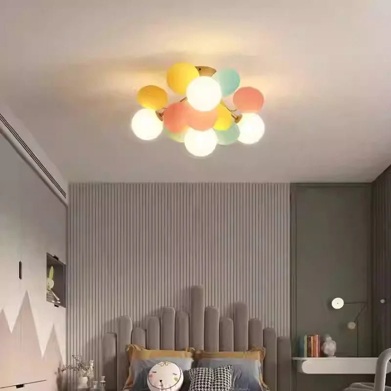 Lampe Enfant plafonnier moderne nordique en métal et verre design créatif - Luminous Place