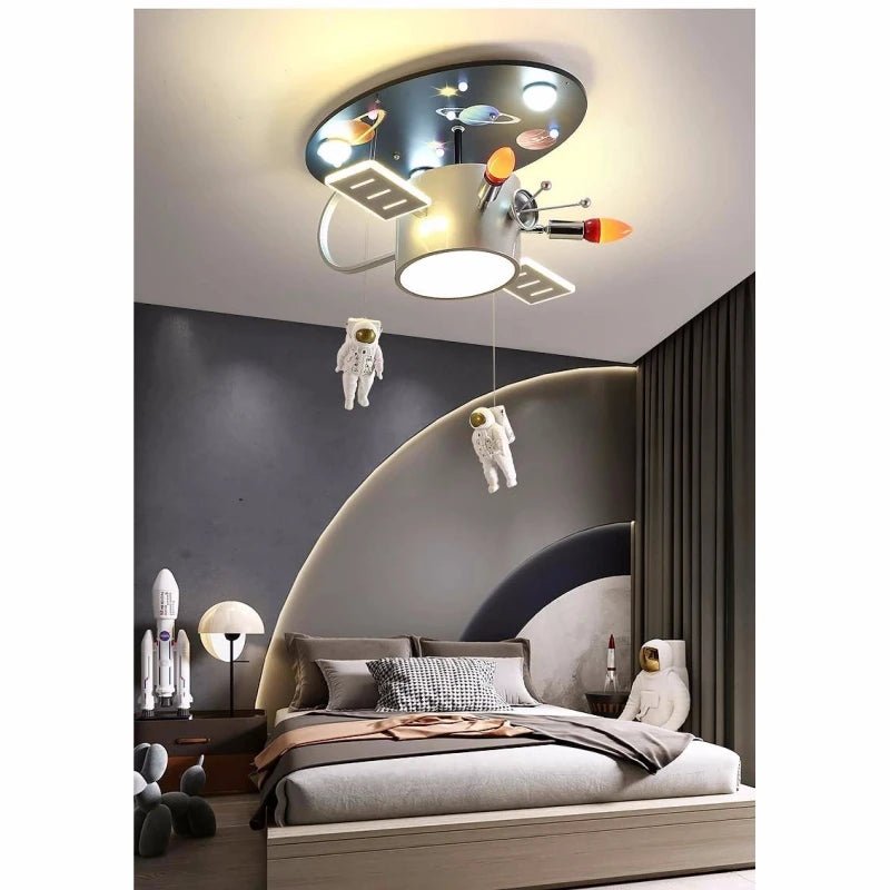 Lampe Enfant Satellite Design Station Spatiale en Fer, Lumière Intérieure - Luminous Place