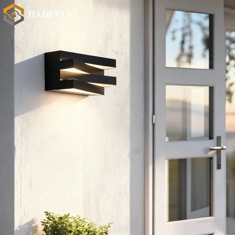 Luminaire Extérieur Applique Murale Carrée LED Moderne en Fer, Lumière Chaude - Luminous Place