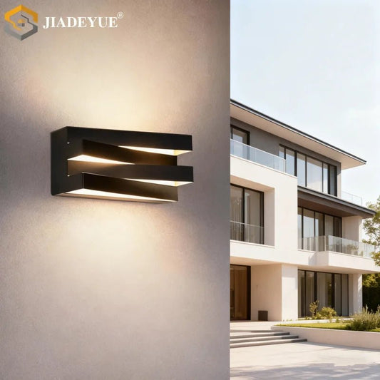 Luminaire Extérieur Applique Murale Carrée LED Moderne en Fer, Lumière Chaude - Luminous Place