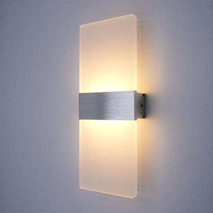 Luminaire Extérieur Applique Murale LED Moderne en Aluminium Acrylique, Lumière Chaude - Luminous Place