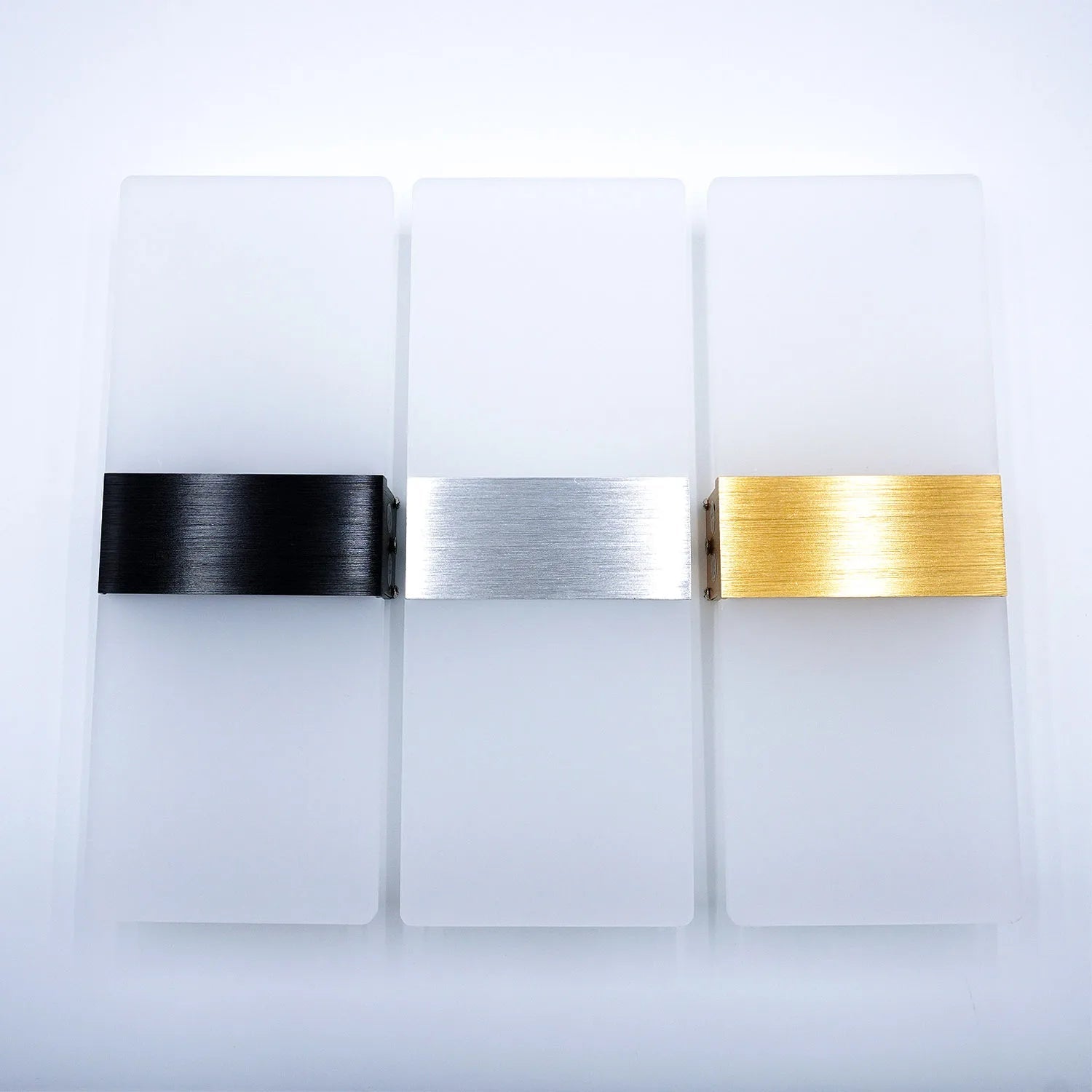 Luminaire Extérieur Applique Murale LED Moderne en Aluminium Acrylique, Lumière Chaude - Luminous Place