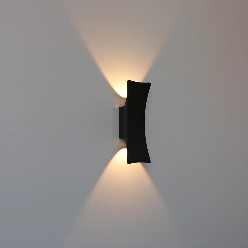 Luminaire Extérieur LED 12W en Aluminium Étanche Double Éclairage Haut/Bas pour Jardin et Porche AC110V/220V - Luminous Place