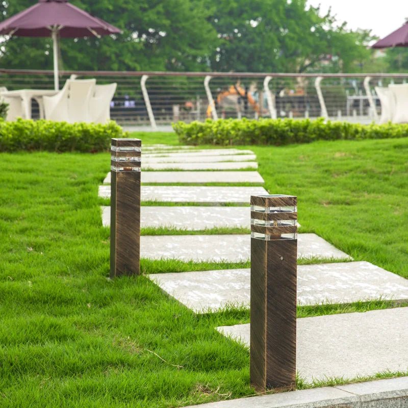 Luminaire Extérieur LED en Aluminium Étanche E27 pour Pelouse et Jardin - Luminous Place