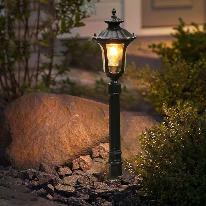 Luminaire Extérieur Style Européen en Aluminium, Lampe de Jardin IP54 Étanche - Luminous Place